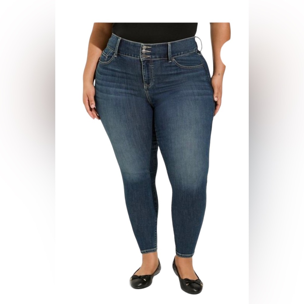 TORRID Jegging Skinny Super Soft High-Rise Jeans